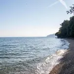 Beachfront Romantica Place Ground Floor Apartment *