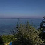 Beachfront Romantica Place Ground Floor Αγία Πελαγία Χλωμού