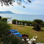 Apartment Beachfront Romantica Place Ground Floor *
